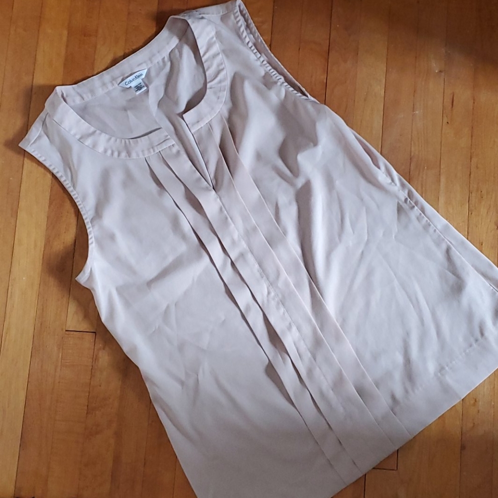 Calvin Klein top